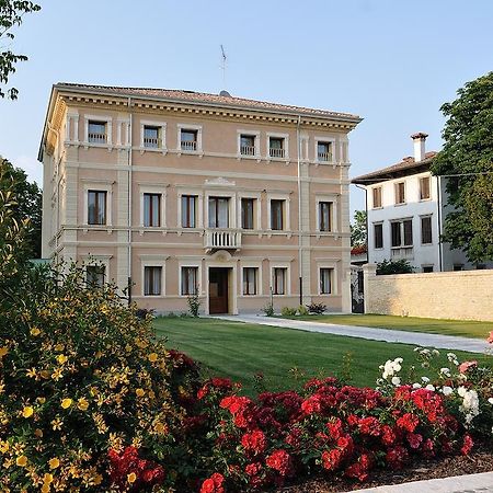 Hotel Villa Maternini Vazzola Exterior foto