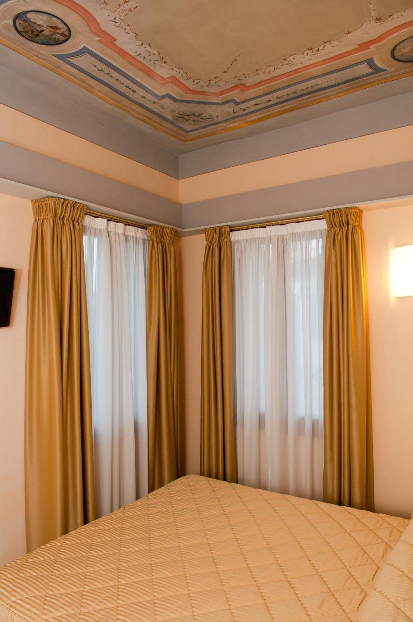 Hotel Villa Maternini Vazzola Quarto foto